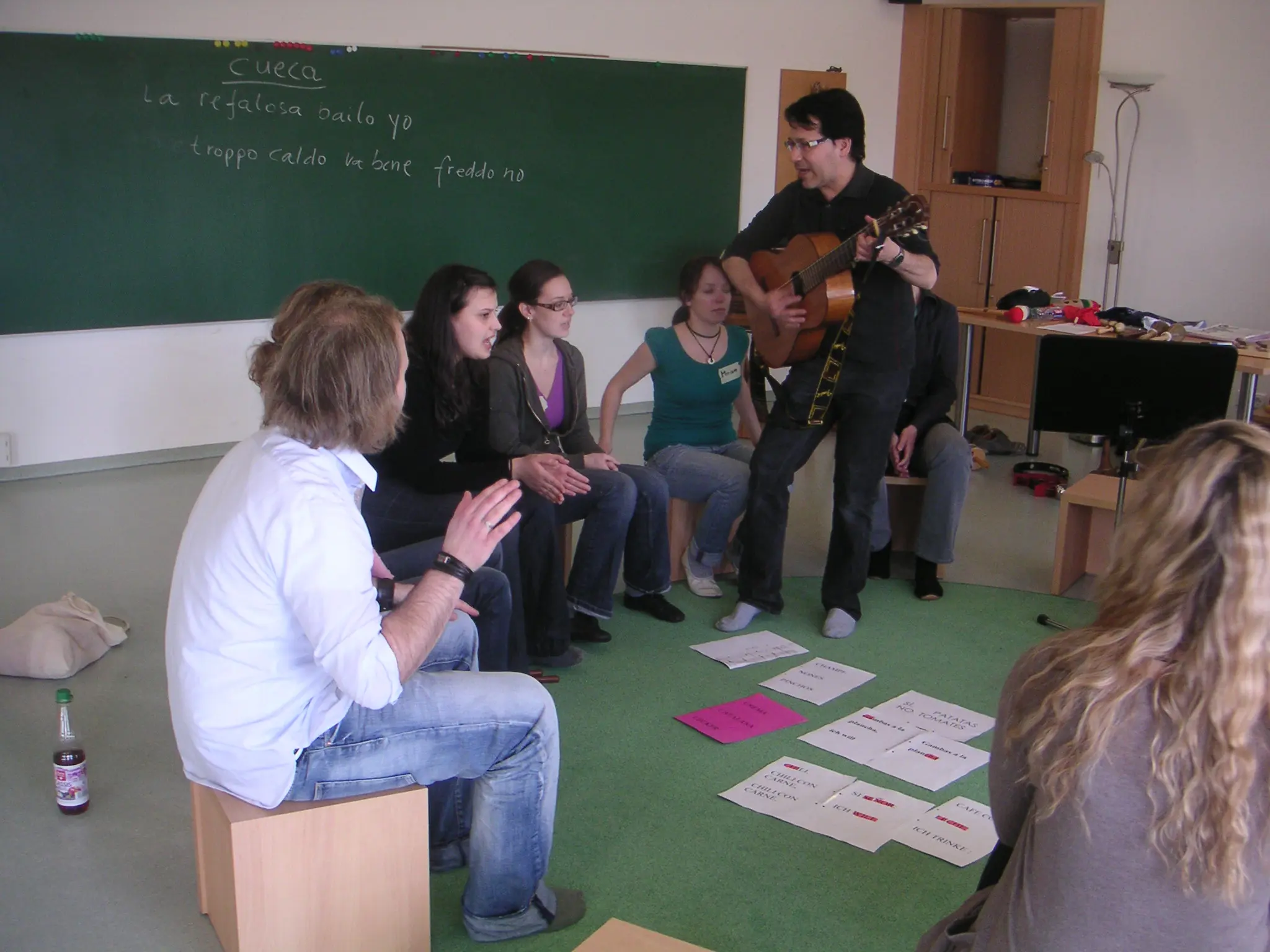 Gastseminar an der Hochschule für Musik in Würzburg am 3. Juni 2012: Ensemblearbeit anhand von elementaren Strukturen der lateinamerikanischen Musik.