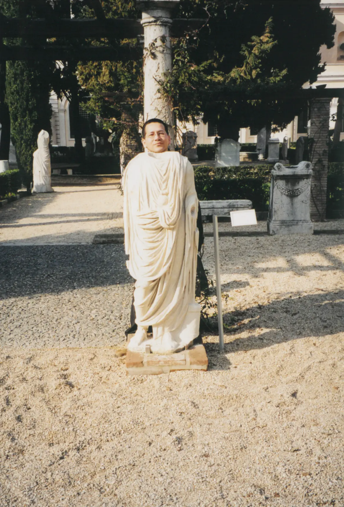 2002, Rom